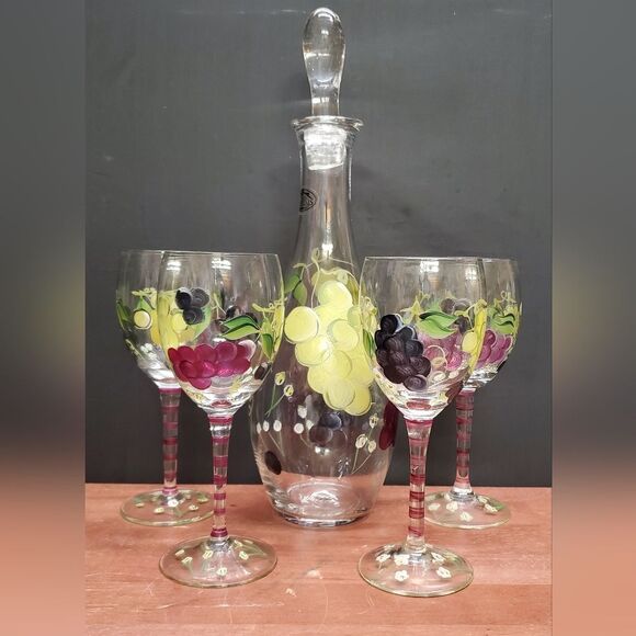Vintage Home Essentials Hand Painted Grapes Glass Decanter and Wine Glass Set - Picture 1 of 12